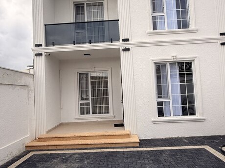 4 otaqlı həyət evi, 160 m², Binə: 178 000 ₼ 4