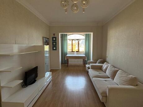 Продаётся 3-комнатная квартира в старом фонде, Nərimanov, 85 м², 300 000 AZN, фото 4 / 12