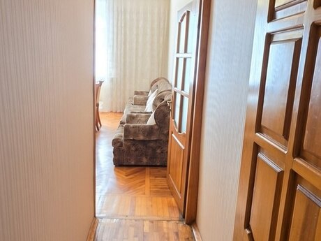 3-room apartment for rent, 85 m², 28 May: 799 ₼/mo 5
