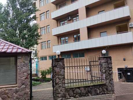5 otaqlı mənzil, 190 m², Elmlər Akademiyası: 585 000 ₼ 2
