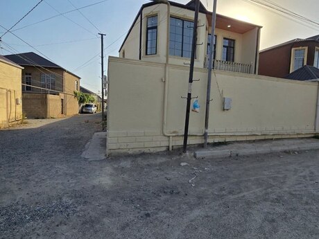 5 otaqlı həyət evi, 200 m², Binə: 115 000 ₼ 2