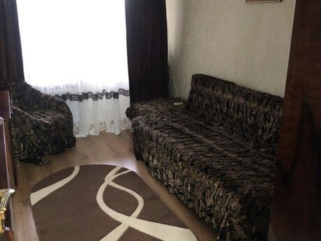 Kirayə 3 otaqlı mənzil, 50 m², İçəri Şəhər: 700 ₼/ay 3