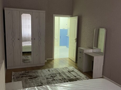 Kirayə 2 otaqlı mənzil, 70 m², Saray: 450 ₼/ay 4