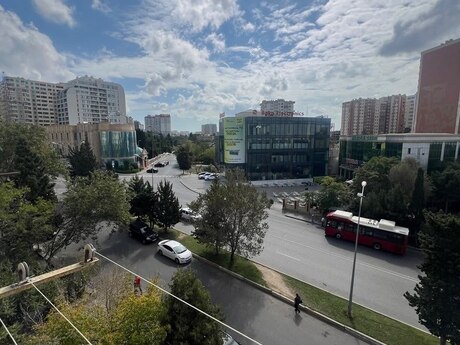 Kirayə 2 otaqlı mənzil, 75 m², Qara Qarayev: 700 ₼/ay 2