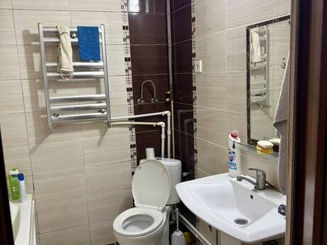 2-комнатная квартира, 65 м², Həzi Aslanov: 160 000 ₼ 4
