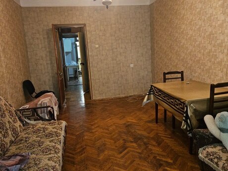 2 otaq · 60 m² · 3/5 mərtəbə, Elmlər Akademiyası