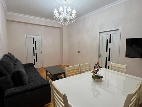 Аренда: 2-комнатная квартира, 68 м², Həzi Aslanov: 650 ₼/мес 4