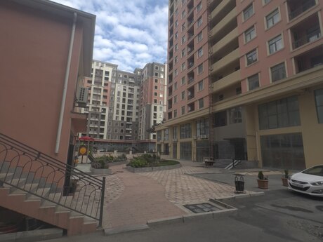2 Qara Qarayev