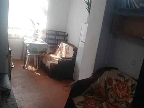 Elan №6516994 - Bakı, Elmlər Akademiyası m., 2 otaqlı, 50 m², 2/5 mərtəbə