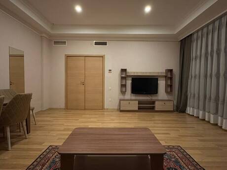Аренда: 2-комнатная квартира, 120 м², Koroğlu: 900 ₼/мес 2