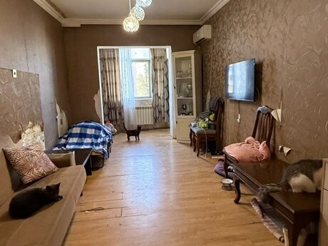 İnşaatçılarda 1 otaqlı köhnə tikili mənzil satılır, 50 m², 120 000 AZN, şəkil 4 / 8