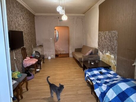 İnşaatçılarda 1 otaqlı köhnə tikili mənzil satılır, 50 m², 120 000 AZN, şəkil 5 / 8