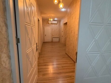 3-room apartment for rent, 145 m², 8 Noyabr: 1 400 ₼/mo 2
