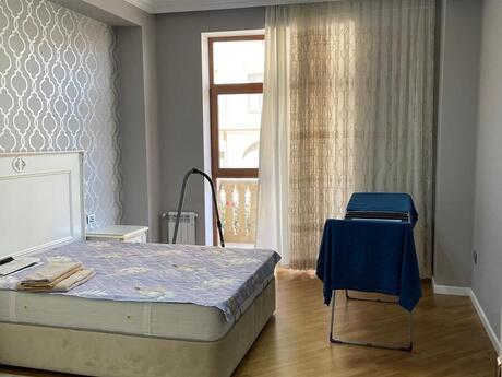 3-room apartment for rent, 126 m², Ağ şəhər: 2 000 ₼/mo 3
