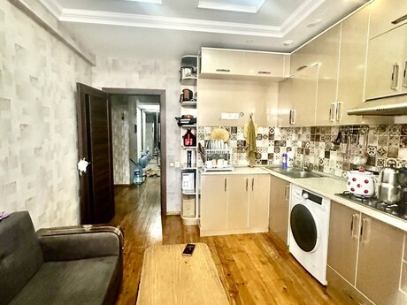 3-комнатная квартира, 110 м², Qara Qarayev: 330 000 ₼ 2