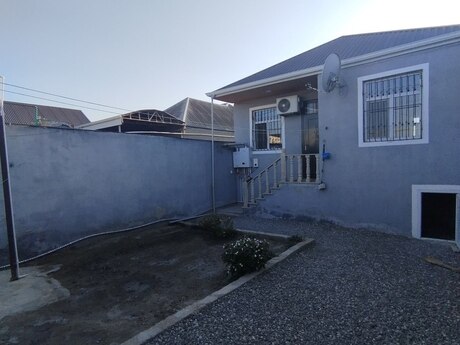 3-комнатный дом, 90 м², Binə: 63 000 ₼ 2