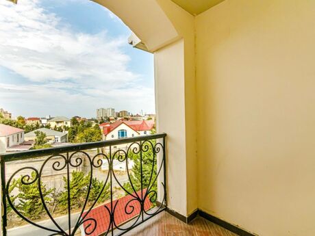 8-room house for rent in Badamdar, 600 m², 5 000 AZN/mo, photo 2 / 12