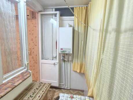 Elan №6517200 - Bakı, Memar Əcəmi m., 2 otaqlı, 50 m², 5/5 mərtəbə
