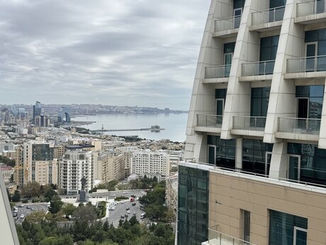 Altes Plaza kompleksində 2 otaqlı yeni tikili mənzil kirayə verilir, 120 m², 1 600 AZN/ay, şəkil 5 / 12