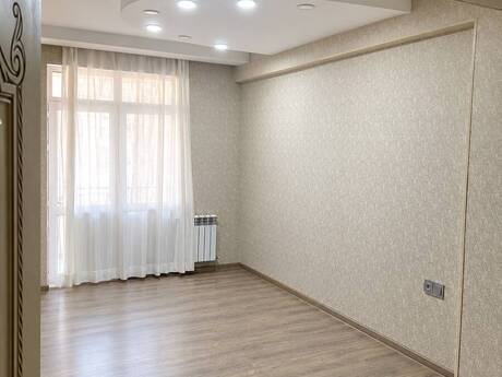 Kirayə 4 otaqlı mənzil, 100 m², İnşaatçılar: 800 ₼/ay 2