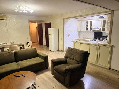 2-room apartment for rent, 85 m², İçəri Şəhər: 1 200 ₼/mo 4