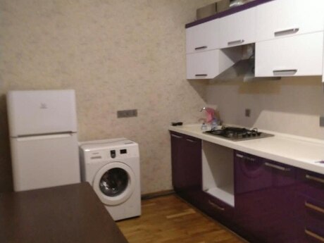 2-room apartment for rent, 40 m², Qara Qarayev: 500 ₼/mo 3