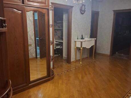 Kirayə 3 otaqlı mənzil, 170 m², Şah İsmayıl Xətai: 1 500 ₼/ay 4