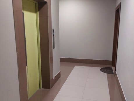 3 otaq · 145 m² · 5/6 mərtəbə, Ağ şəhər