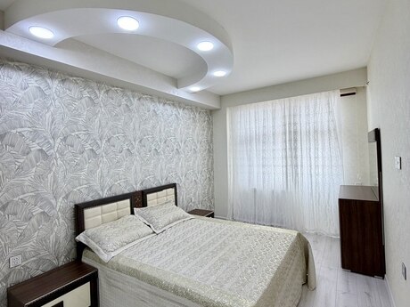 Аренда: 2-комнатная квартира, 70 м², Azadlıq Prospekti: 750 ₼/мес 4