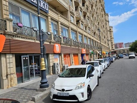 Аренда: 3-комнатная квартира, 105 м², Nəriman Nərimanov: 1 000 ₼/мес 3