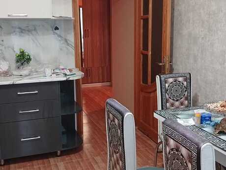 2-room apartment for rent, 75 m², Nərimanov: 1 100 ₼/mo 5
