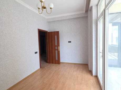 2 otaqlı mənzil, 72 m², 28 May: 250 000 ₼ 3