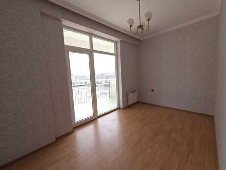 2 otaqlı mənzil, 72 m², 28 May: 250 000 ₼ 2