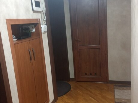 Yasamalda 2 otaqlı köhnə tikili mənzil satılır, 50 m², 215 000 AZN, şəkil 5 / 12