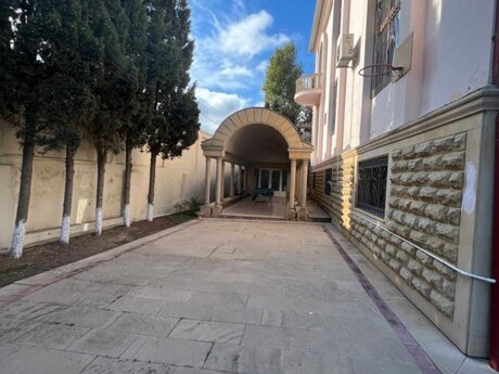 7-комнатный дом, 683 м², Bakıxanov: 680 000 ₼ 5