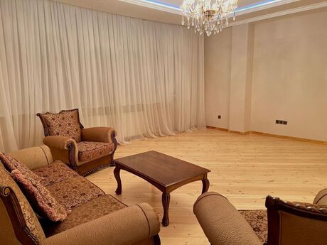 2-room apartment for rent, 110 m², Şah İsmayıl Xətai: 1 300 ₼/mo 2