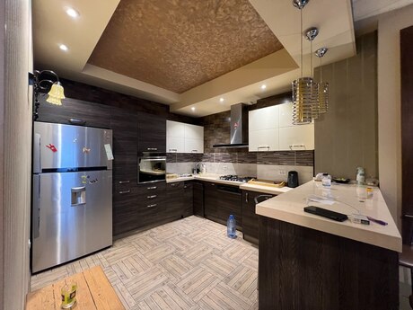3 otaqlı mənzil, 85 m², 20 Yanvar: 249 000 ₼ 3