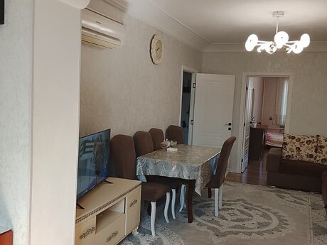 Объявление №6517802 - Баку, м. Нефтчиляр, 3-комн., 75 м², 4/5 этаж