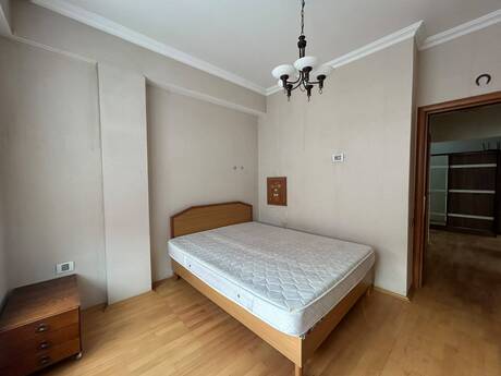 2-room new-build apartment for rent in Badamdar, 75 m², 700 AZN/mo, photo 2 / 8