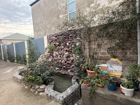 9 rooms · 270 m², Binə