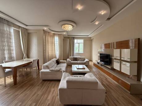 3-room apartment for rent, 120 m², Nəsimi: 1 000 ₼/mo 4