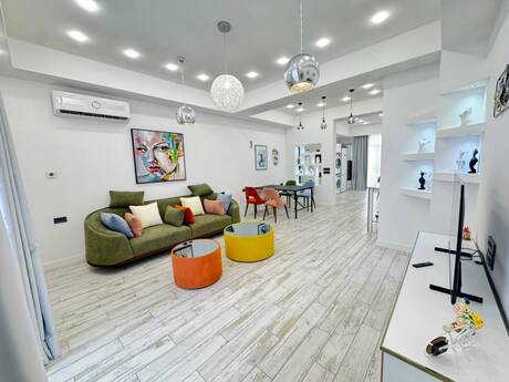 Объявление №6517884 - Баку, Хатаинский р., 3-комн., 135 м², 5/7 этаж