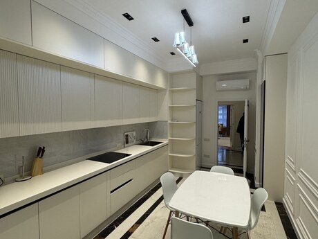 Kirayə 2 otaqlı mənzil, 80 m², Ağ şəhər: 1 700 ₼/ay 4