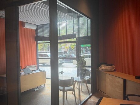 Elan №6517937 - Bakı, 28 May m., 100 m²
