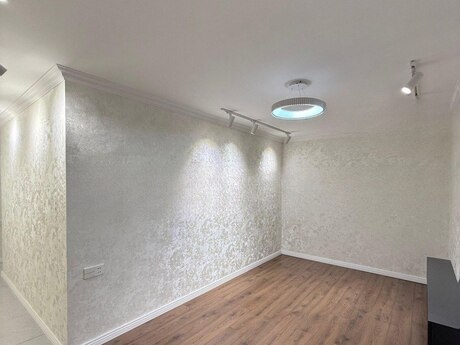 3-room old-build apartment for sale in Nəsimi, 60 m², 205 000 AZN, photo 5 / 12