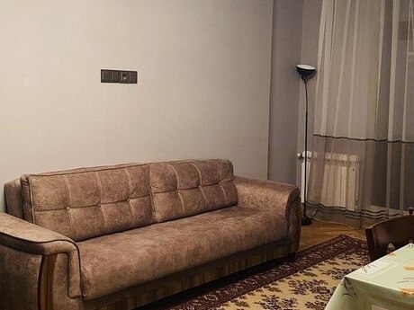 Kirayə 3 otaqlı mənzil, 80 m², Sahil: 1 900 ₼/ay 3