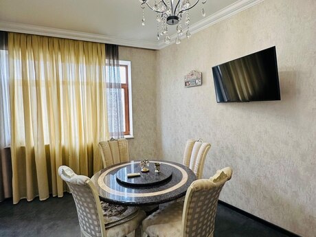 3-room apartment, 135 m², İnşaatçılar: 435 000 ₼ 2