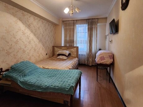 2-room apartment, 65 m², Yeni Günəşli: 155 000 ₼ 4