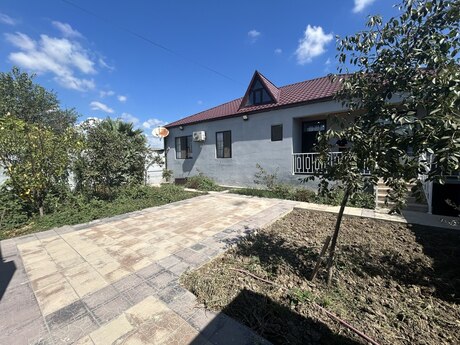 5 rooms · 150 m², Binə