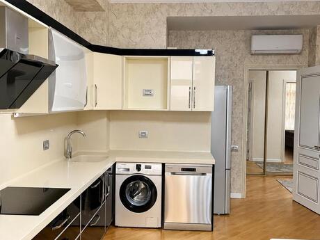 Kirayə 3 otaqlı mənzil, 126 m², Ağ şəhər: 2 000 ₼/ay 3